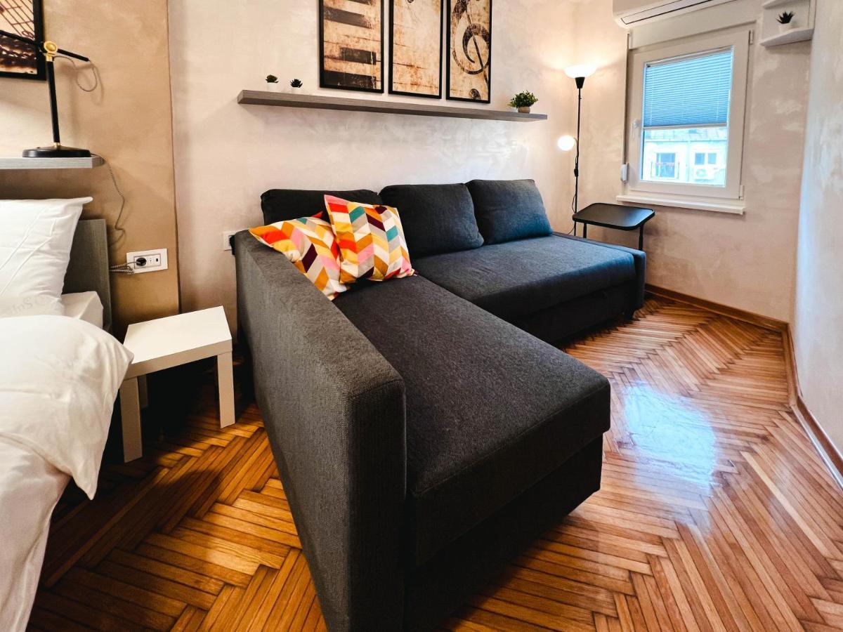 Old Town Luxury Suites Belgrad Exteriör bild