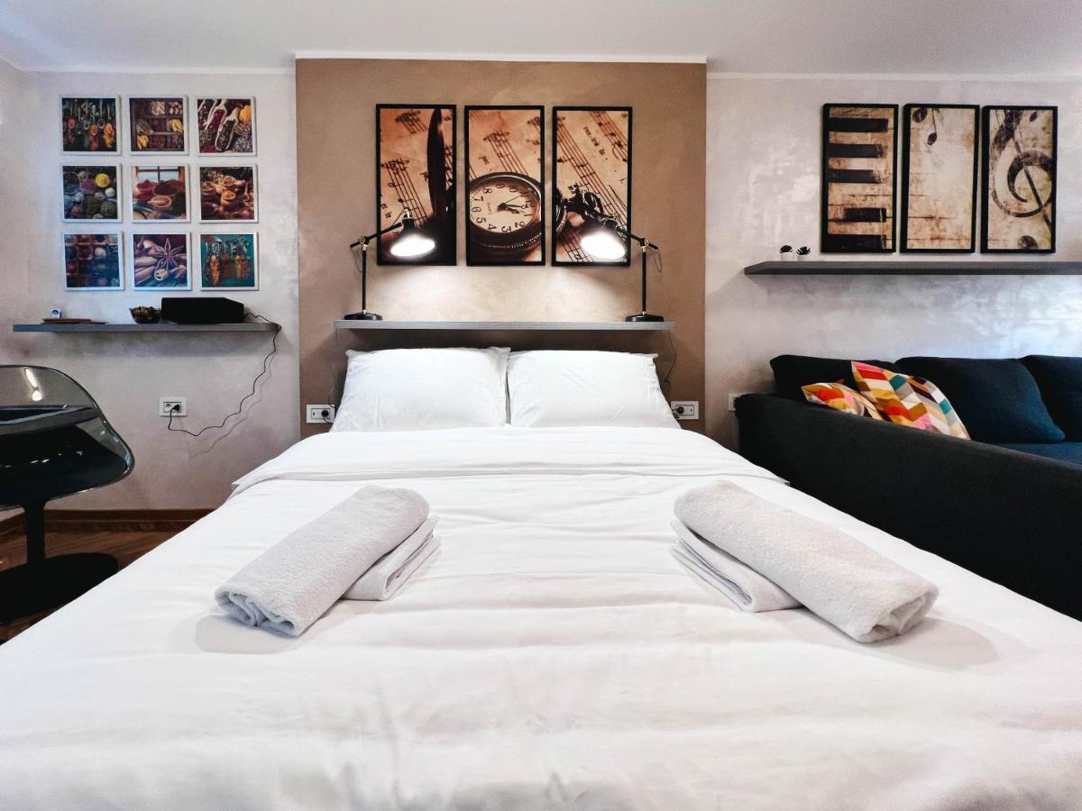 Old Town Luxury Suites Belgrad Exteriör bild
