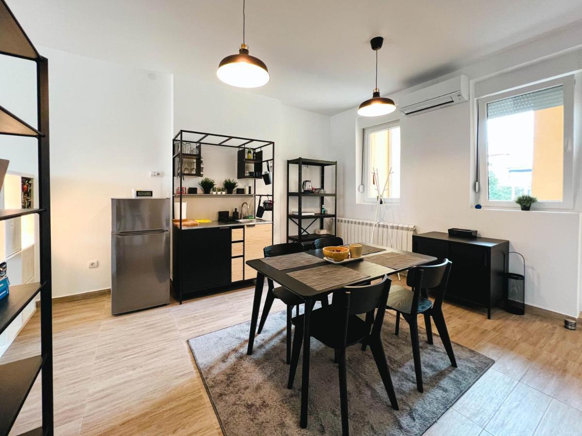 Old Town Luxury Suites Belgrad Exteriör bild