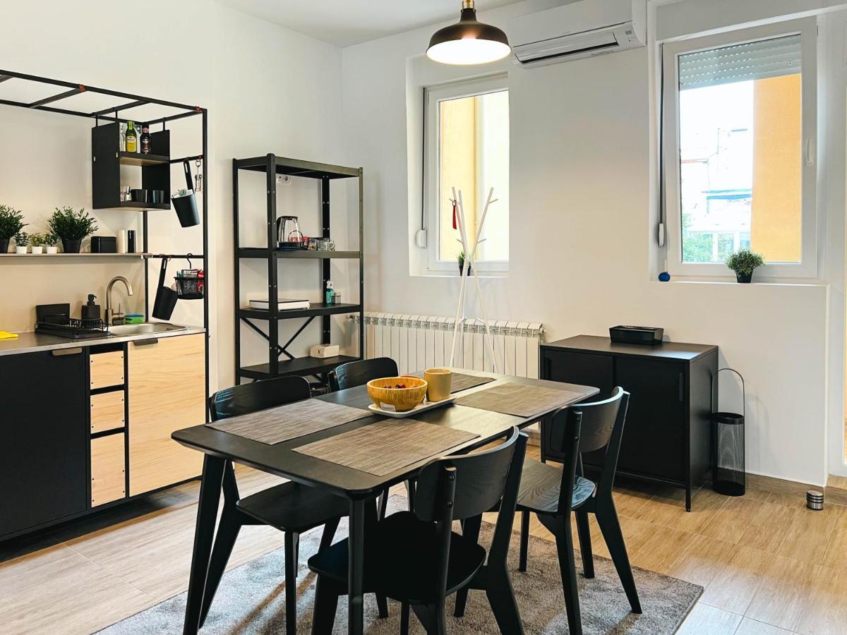 Old Town Luxury Suites Belgrad Exteriör bild